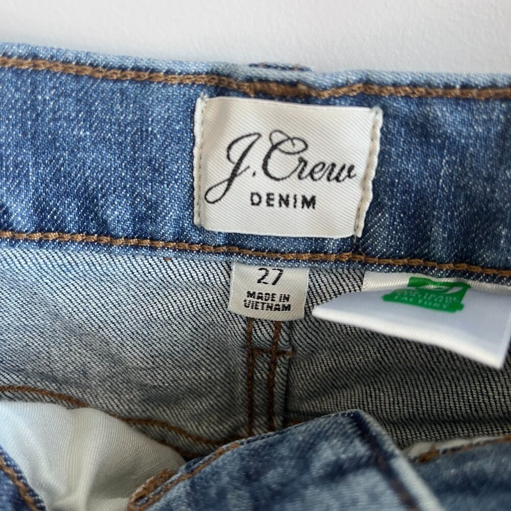 J. CREW High-rise denim short in faded indigo Size 27 - Picture 2 of 5